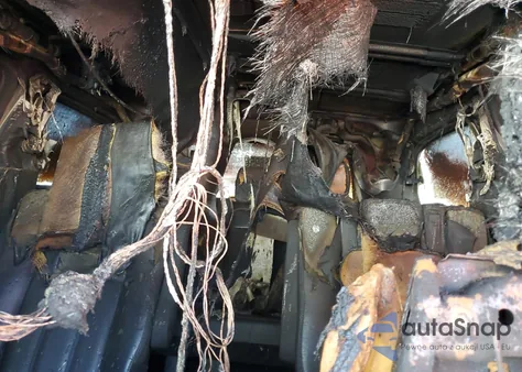 2013 Chrysler Town & Country Touring from USA, damaged, VIN 2C4RC1BG4DR629822